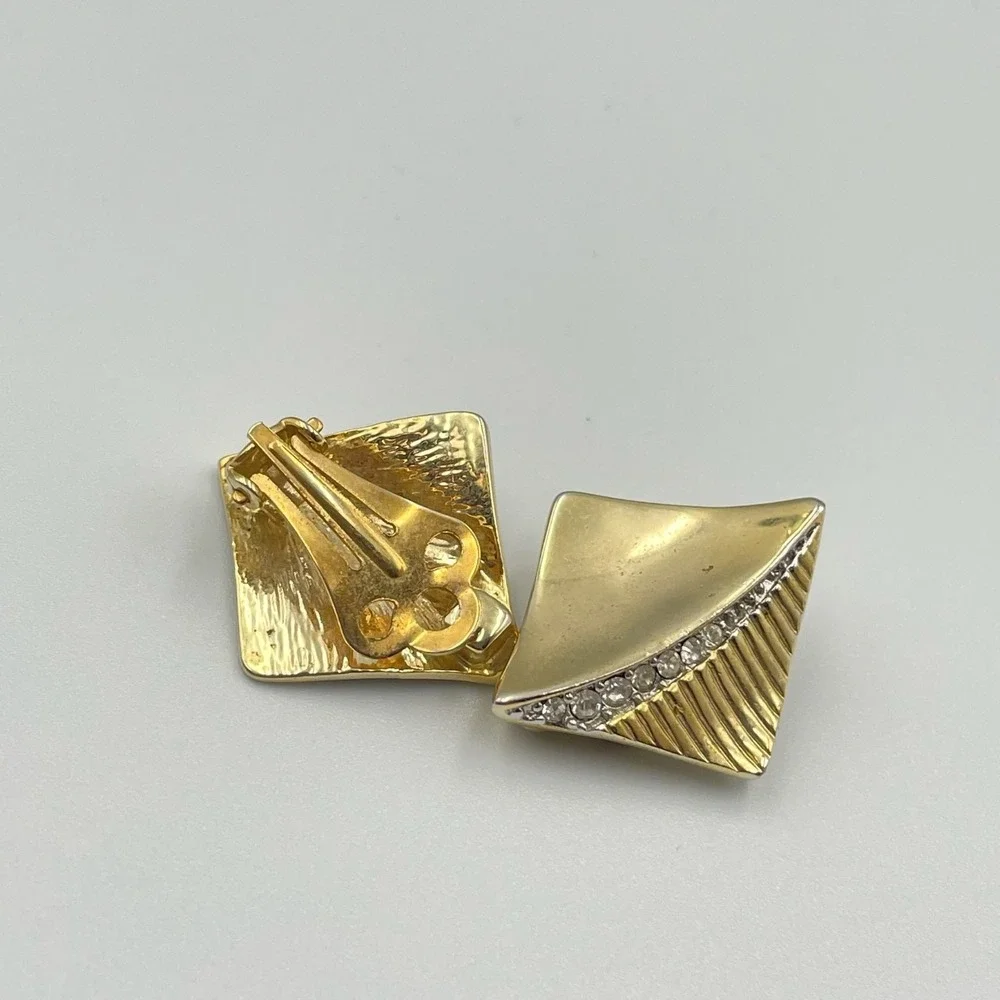 Vintage Gold Tone Square Clip On Earrings‎ Pave Rhinestone Modernist Statement